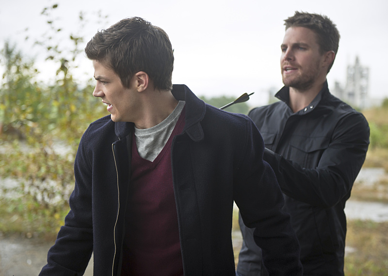 Illustration for article titled Flash And Arrow Just Had The Greatest Superhero Team-Up In TV History